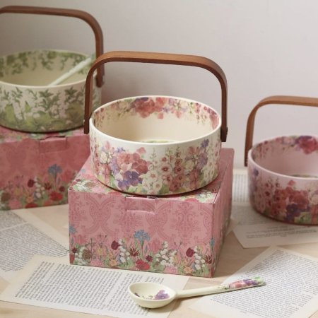 وعاء تقديم سيراميك مزخرف بنمط أزهار وردية متعددة الألوان مع مقبض خشبي